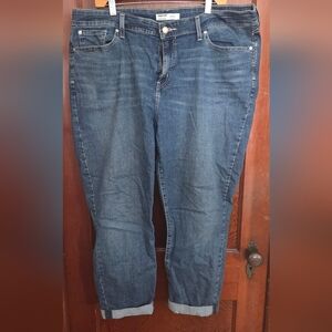 Plus 20 Levi's Boyfriend Jeans